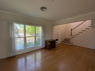 Foto 6 de Casa Pulte en Venta Los Castores Nordelta Vista al Lago Central