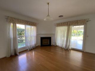 Foto 7 de Casa Pulte en Venta Los Castores Nordelta Vista al Lago Central