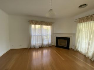 Foto 4 de Casa Pulte en Venta Los Castores Nordelta Vista al Lago Central