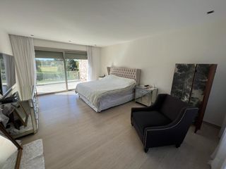 Foto 37 de Casa  en Venta 5 dormitorios en El Golf, Nordelta, Tigre