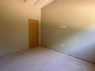 Foto 15 de VENTA, CASA, VILLAROBLES, BARRIO BRINZALES, LOTE AL 400, 4 AMBIENTES