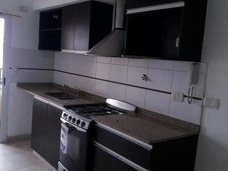 Foto 5 de Departamento 2 ambientes con cochera- Banfield Oeste