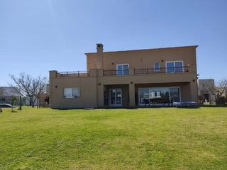 Foto 15 de Casa -  Venta  -  El Canton - Islas - laguna
