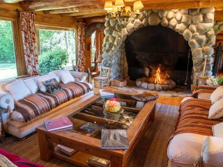 Foto 3 de Casa en  Alquiler temporario en Altos del Chapelco, San Martin de los Andes