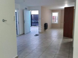 Foto 3 de Venta - Duplex en Barrio Los Olmos - 3 dormitorios - C082