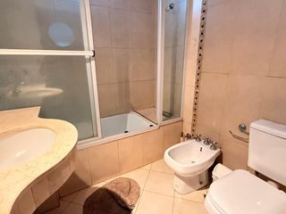 Foto 18 de Importante casa de 4 dormitorios en Av. Belgrano al 4100, Parque V. Centenario, SMT