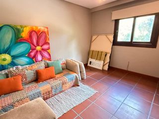Foto 14 de Importante casa de 4 dormitorios en Av. Belgrano al 4100, Parque V. Centenario, SMT