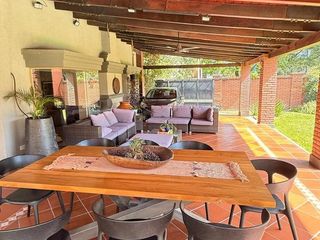 Foto 24 de Importante casa de 4 dormitorios en Av. Belgrano al 4100, Parque V. Centenario, SMT