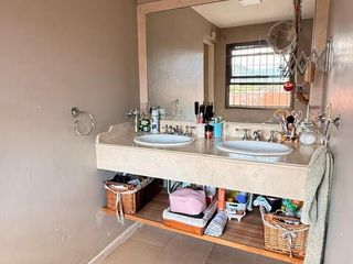 Foto 17 de Importante casa de 4 dormitorios en Av. Belgrano al 4100, Parque V. Centenario, SMT