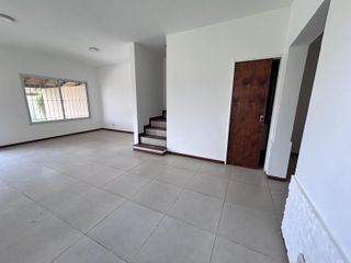 Foto 21 de Venta Casa Funes Barrio Abierto Cantegril 3 dormitorios estrenar amplio jardín