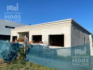 Foto 2 de Casa en venta El Cantón - Norte