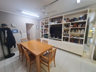 Foto 5 de VENTA - 5 AMBIENTE AL FRENTE C/BALCÓN - COCHERA - SEGURIDAD - RECOLETA