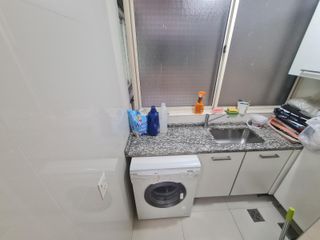 Foto 7 de VENTA - 5 AMBIENTE AL FRENTE C/BALCÓN - COCHERA - SEGURIDAD - RECOLETA