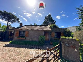 Foto 16 de Casaquinta en venta, Violeta N°1147, Barrio El Cazador. APTA CREDITO.