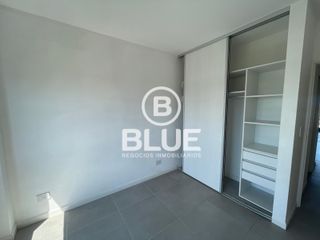 Foto 8 de Departamento Venta Banfield Valentin Vergara al 1500  Frente a la Estacion