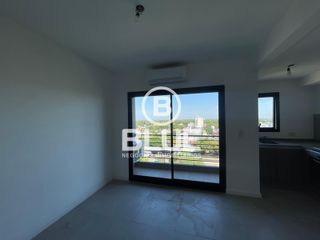 Foto 2 de Departamento Venta Banfield Valentin Vergara al 1500  Frente a la Estacion