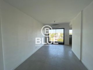 Foto 1 de Departamento Venta Banfield Valentin Vergara al 1500  Frente a la Estacion