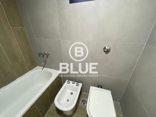 Foto 4 de Departamento Venta Banfield Valentin Vergara al 1500  Frente a la Estacion