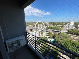 Foto 10 de Departamento Venta Banfield Valentin Vergara al 1500  Frente a la Estacion