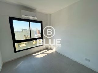 Foto 5 de Departamento Venta Banfield Valentin Vergara al 1500  Frente a la Estacion