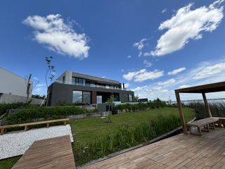 Foto 11 de Casa en  Venta y Alquiler  en Marinas Puertos, Escobar