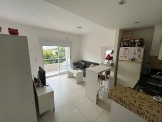 Foto 4 de Departamento en  Tamborini al 4300