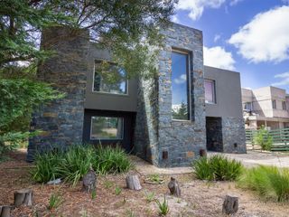 Foto 4 de VENTA, CASA, COSTA ESMERALDA, BARRIO GOLF, LOTE  AL 100