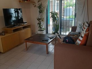 Foto 2 de Casa en venta, barrio Gregorio Álvarez