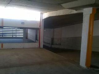 Foto 8 de Cochera en venta - 15Mts2 - Quilmes
