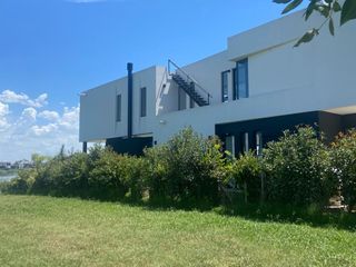 Foto 5 de Excelente Lote al Agua - El Naudir