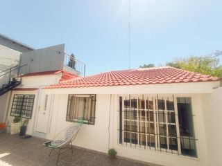 Foto 1 de Venta PH en Lanus Este Tipo Casa de 3 ambientes con Patio-Quincho y Terraza.