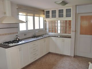 Foto 7 de Casa Gerencial en Barrio Gamma,  Neuquen