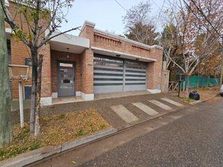 Foto 38 de Casa Gerencial en Barrio Gamma,  Neuquen