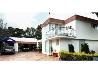 Foto 1 de Hermosa casa en San Simón !!!
