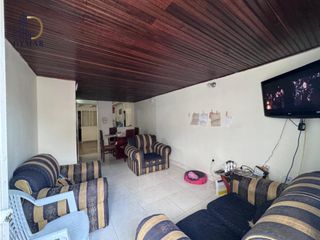 Foto 2 de EN VENTA CASA SECTOR LIMONCITO FLORIDABLANCA