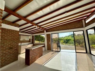 Foto 10 de Casa campestre nueva en venta en condominio La Buitrera Palmira Valle