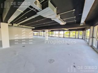 Foto 5 de Oficina en alquiler dentro de predio con seguridad, ideal Laboratorio, habilitable por ANMAT, Olivos