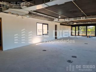 Foto 7 de Oficina en alquiler dentro de predio con seguridad, ideal Laboratorio, habilitable por ANMAT, Olivos