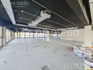 Foto 4 de Oficina en alquiler dentro de predio con seguridad, ideal Laboratorio, habilitable por ANMAT, Olivos