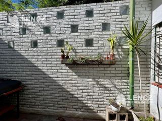 Foto 22 de OPORTUNIDAD! VENTA CASA ( APTA CREDITO) - C/GARAGE Y PATIO A 3 CUADRAS DE LA PLAZA DE LA CRUZ!!