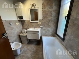 Foto 18 de VENTA y ALQ TEMP | CASA MODERNA Y LUMINOSA con Bonito JARDIN | Las Chacras, Ing. Maschwitz