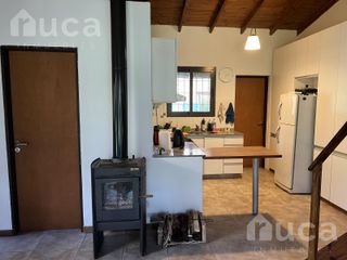 Foto 10 de VENTA y ALQ TEMP | CASA MODERNA Y LUMINOSA con Bonito JARDIN | Las Chacras, Ing. Maschwitz