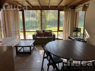 Foto 9 de VENTA y ALQ TEMP | CASA MODERNA Y LUMINOSA con Bonito JARDIN | Las Chacras, Ing. Maschwitz