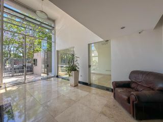 Foto 23 de Departamento de 4 ambientes en Banfield Este con cochera y terraza propia