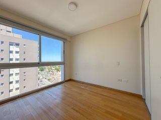 Foto 10 de Departamento de 4 ambientes en Banfield Este con cochera y terraza propia