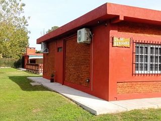 Foto 2 de Quinta en venta - 2 Dormitorios 2 B años - 1.620Mts2 - Arturo Seguí