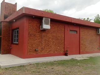 Foto 13 de Quinta en venta - 2 Dormitorios 2 B años - 1.620Mts2 - Arturo Seguí