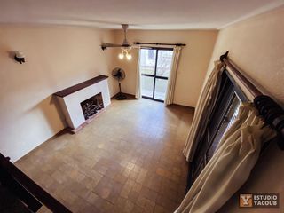 Foto 23 de Casa en venta - 4 dormitorios 2 baños - Cocheras - 209mts2 - Tolosa, La Plata