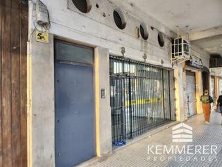 Foto 4 de **** Local y Oficinas sobre AV. LIBERTADOR en Retiro*****
