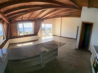 Foto 2 de Venta Departamento -  Inmejorable Vista al Lago Centro - Bariloche